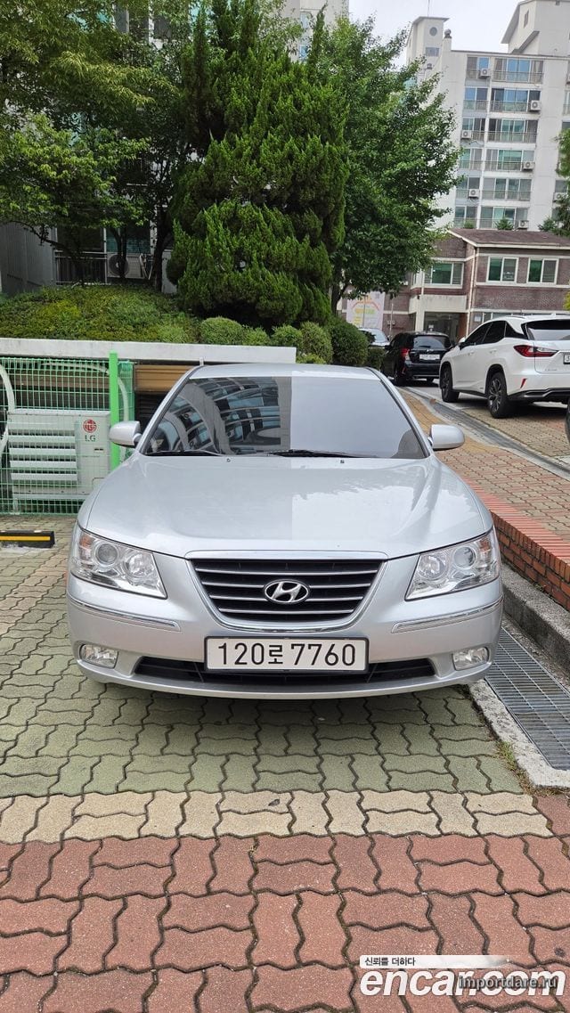 Hyundai Sonata Transform 2010