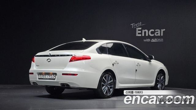 Renault Korea SM7 Nova сбоку