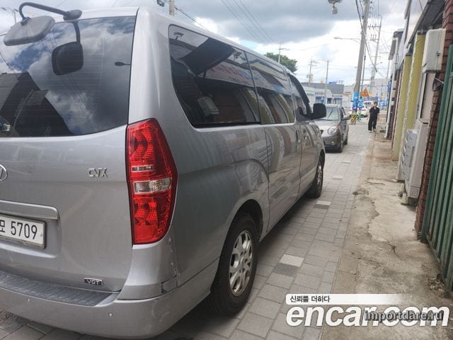 HYUNDAI GRAND STAREX 2014 — 231 990 км, серебристый, Корея — под ключ — фото 2