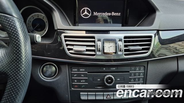 MERCEDES-BENZ E-CLASS W212 2016 — 94 302 км, серебристый, Корея — под ключ — фото 2