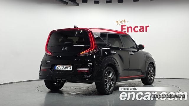 Kia Soul Booster сбоку