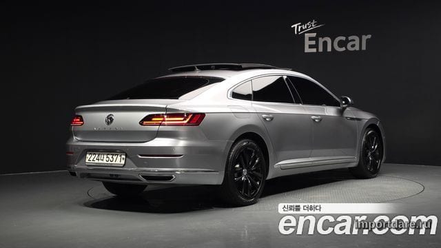 VOLKSWAGEN ARTEON 2019 — 110 950 км, серебристо-серый, Корея — под ключ — фото 2