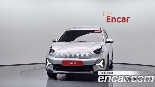 KIA NIRO PLUS 2023 — 25 885 км, серебристый, Корея — под ключ — фото 3