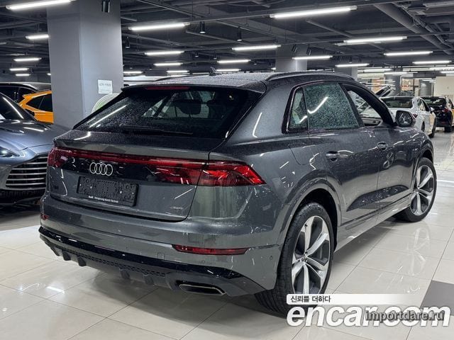 Audi Q8 интерьер