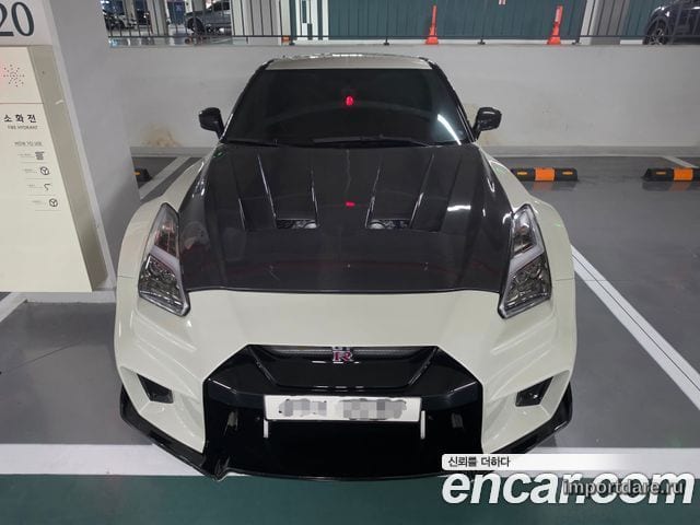 Nissan GT-R 2010