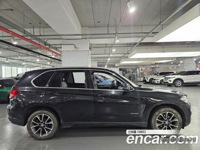BMW X5 2018 — 290 000 км, чёрный, Корея — под ключ — фото 4