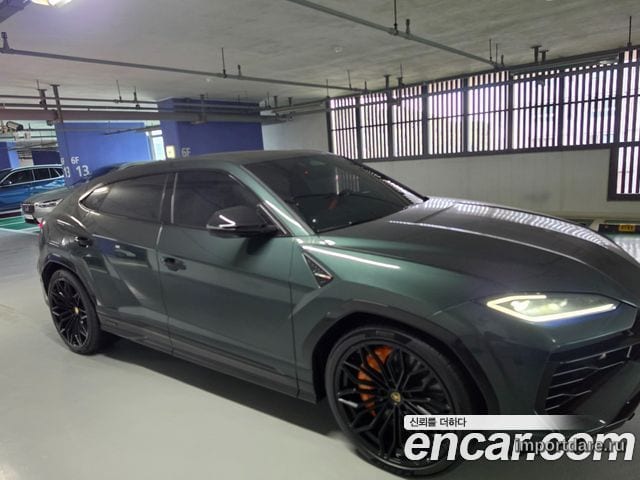 Lamborghini Urus 2026