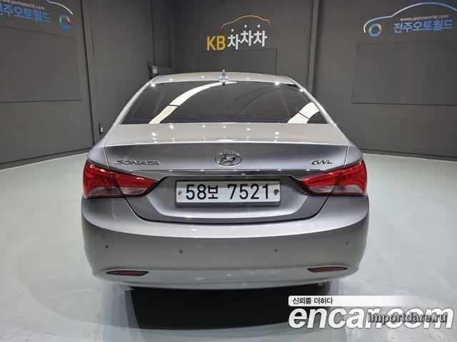 HYUNDAI SONATA THE BRILLIANT 2013 — 132 649 км, серебристо-серый, Корея — под ключ — фото 3