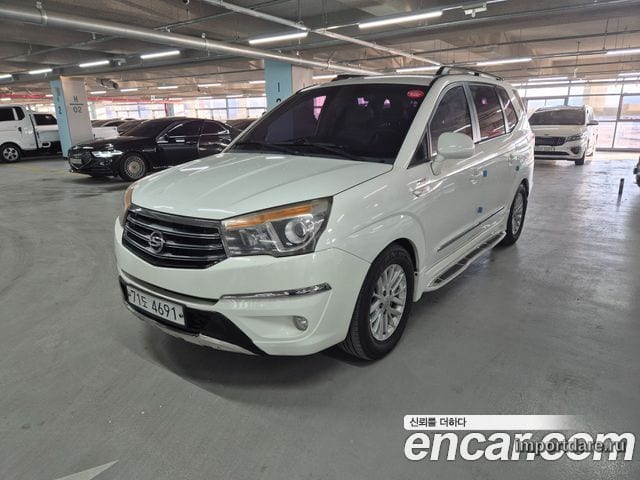 KGM KORANDO TURISMO 2014 — 158 000 км, белый, Корея — под ключ — фото 3