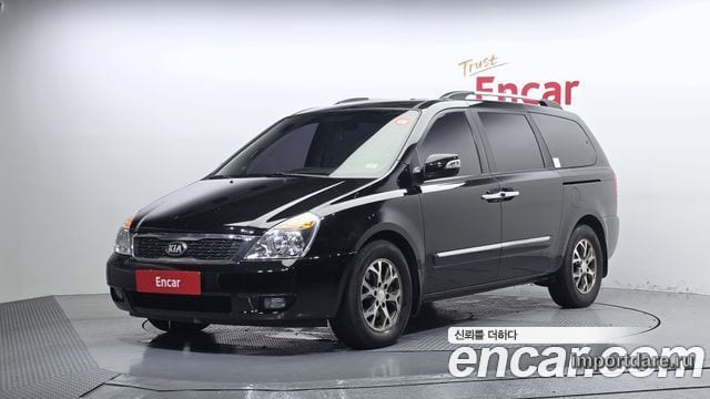 KIA CARNIVAL R 2014 — 135 605 км, чёрный, Корея — под ключ — фото 1