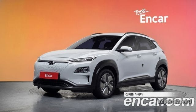 HYUNDAI KONA ELECTRIC 2019 — 33 125 км, белый, Корея — под ключ — фото 2