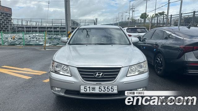 Hyundai Sonata Transform 2010