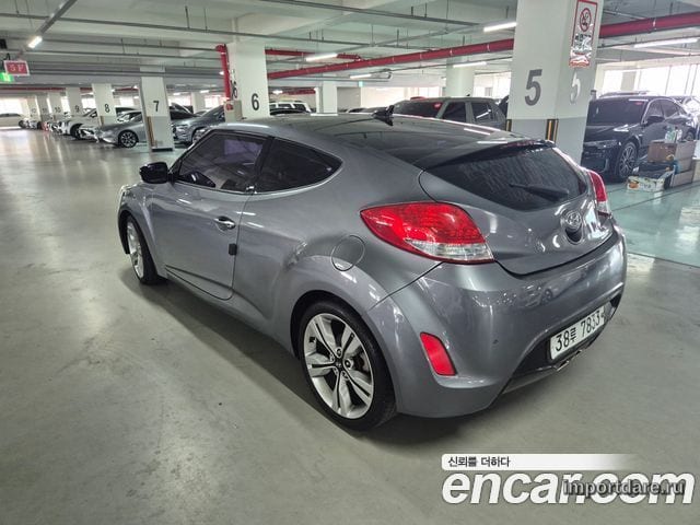 HYUNDAI VELOSTER 2013 — 60 000 км, серебристо-серый, Корея — под ключ — фото 3