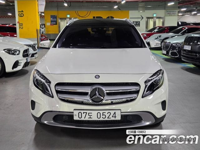 MERCEDES-BENZ GLA-CLASS X156 2016 — 49 791 км, белый, Корея — под ключ — фото 1