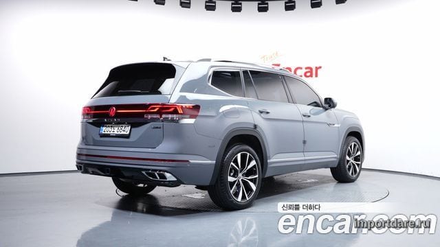 Volkswagen Atlas сбоку