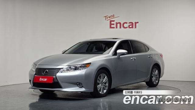 LEXUS ES350 2014 — 140 371 км, серебристо-серый, Корея — под ключ — фото 1