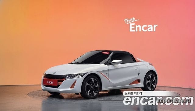 Honda S660 сбоку