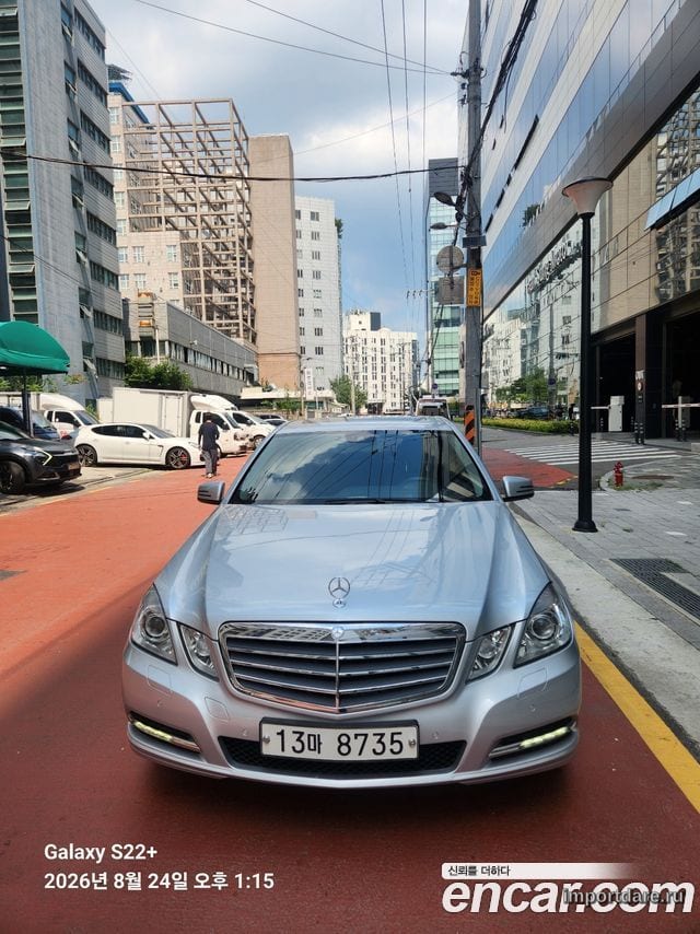 MERCEDES-BENZ E-CLASS W212 2012 — 59 328 км, серебристый, Корея — под ключ — фото 2