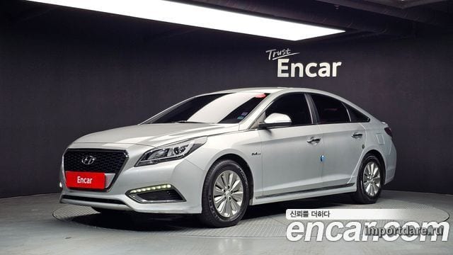 HYUNDAI SONATA HYBRID 2015 — 228 146 км, серебристо-серый, Корея — под ключ — фото 1