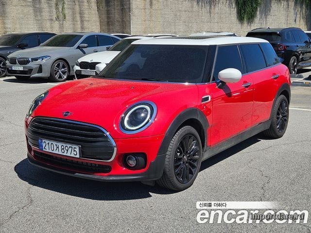 MINI COOPER CLUBMAN 2023 — 13 669 км, красный, Корея — под ключ — фото 1
