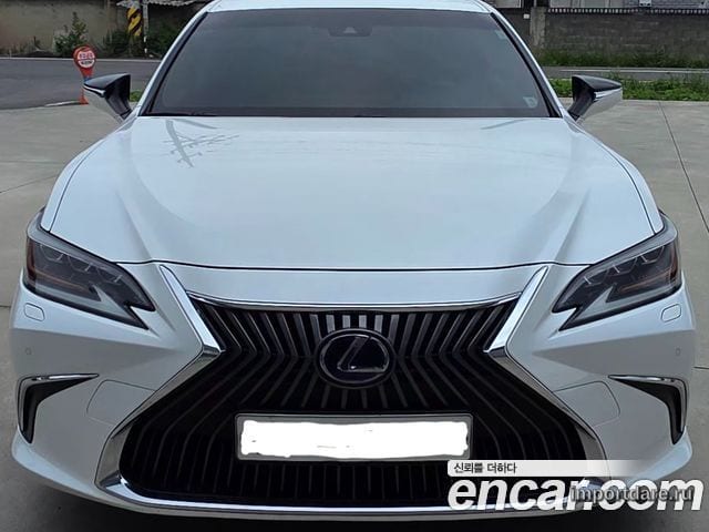 LEXUS ES300H 2019 — 132 487 км, белый-перламутр, Корея — под ключ — фото 3