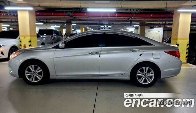 HYUNDAI SONATA 2011 — 228 431 км, серебристо-серый, Корея — под ключ — фото 3
