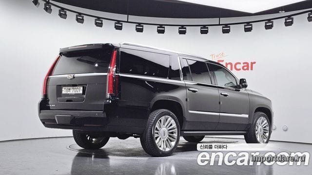 CADILLAC ESCALADE 2017 — 87 612 км, чёрный, Корея — под ключ — фото 1