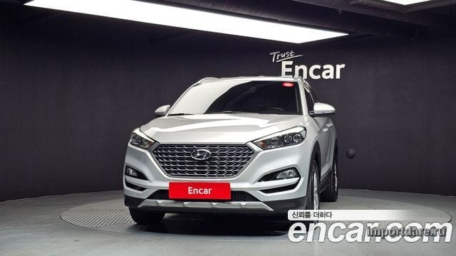 HYUNDAI TUCSON 2017 — 273 115 км, серебристо-серый, Корея — под ключ — фото 3