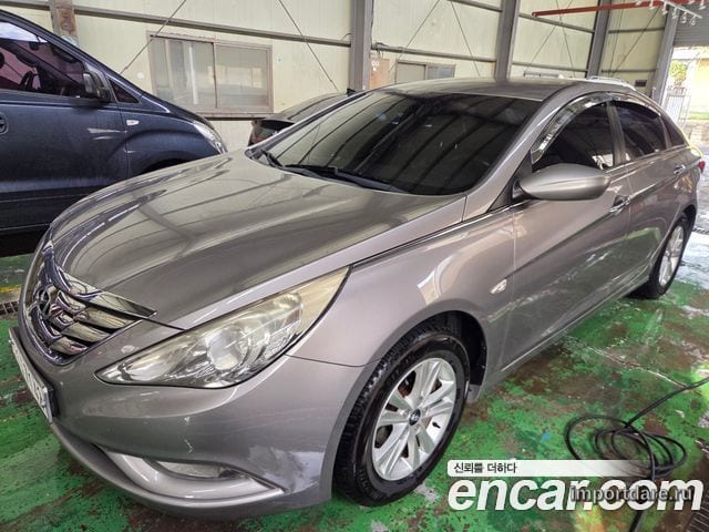 HYUNDAI SONATA 2010 — 345 000 км, серебристый, Корея — под ключ — фото 2