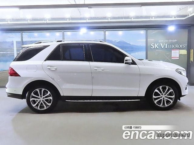 MERCEDES-BENZ GLE-CLASS W166 2016 — 121 445 км, белый, Корея — под ключ — фото 3