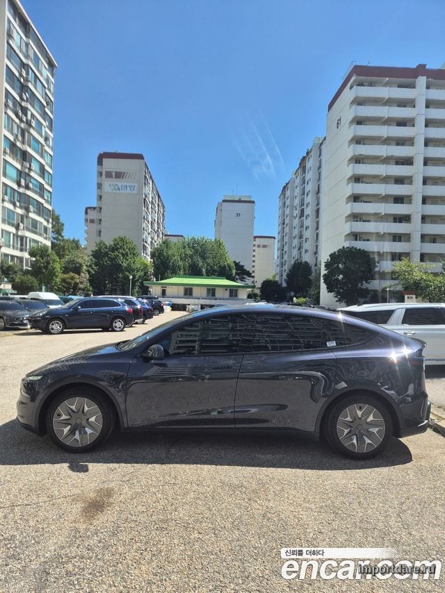 Tesla Model интерьер