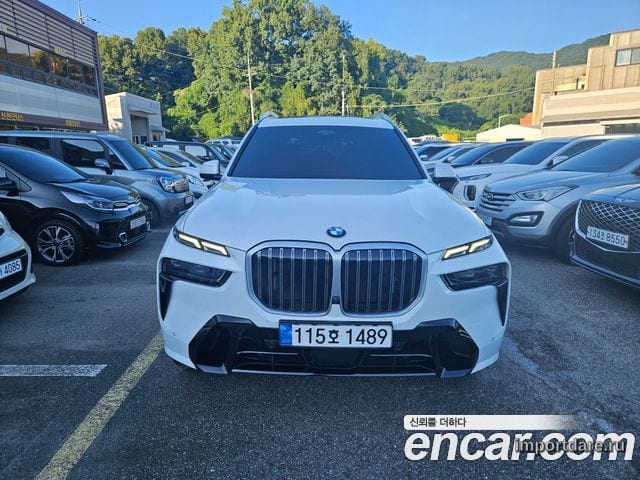 BMW X7 2025