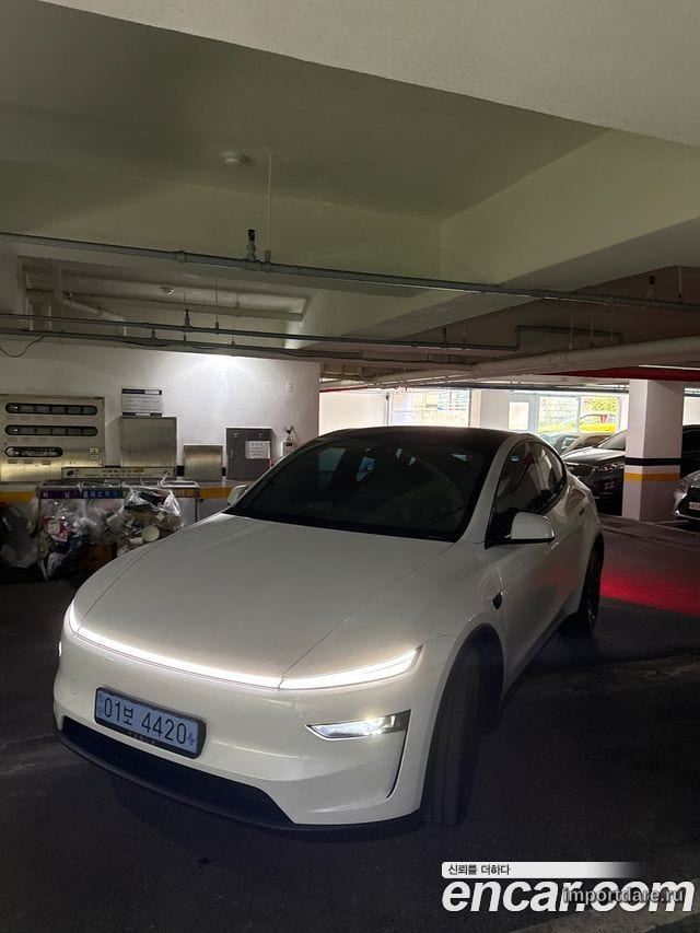 Tesla Model Y 2026