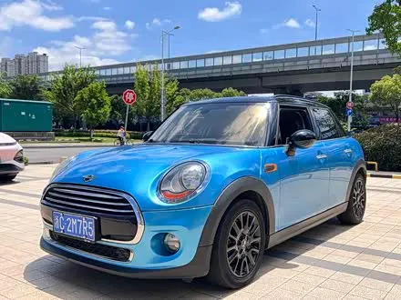 MINI COOPER 2015