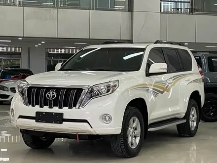 TOYOTA PRADO 2016