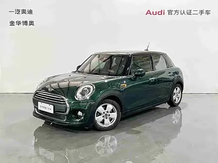 MINI ONE 2016