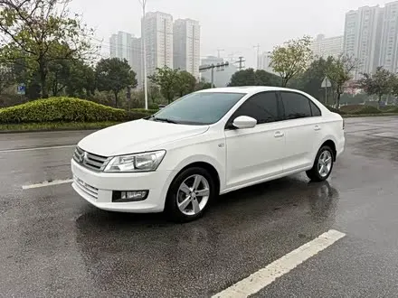 VOLKSWAGEN SANTANA 2015