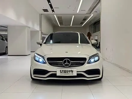 MERCEDES-BENZ C-CLASSAMG 2016