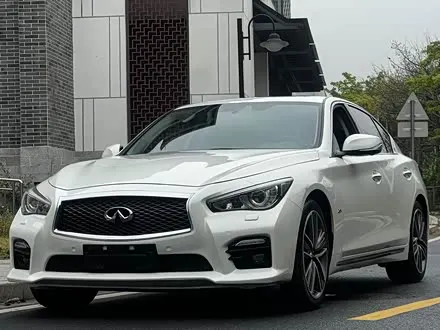 INFINITI Q50L 2016 — 110 000 км, Китай — под ключ — фото 1