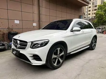 MERCEDES-BENZ GLC 2019 — 84 000 км, Китай — под ключ — фото 1