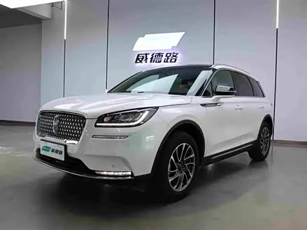 LINCOLN CORSAIR 2021
