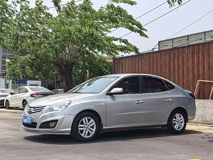 HYUNDAI ELANTRA YUEDONG 2011 — 98 000 км, Китай — под ключ — фото 1