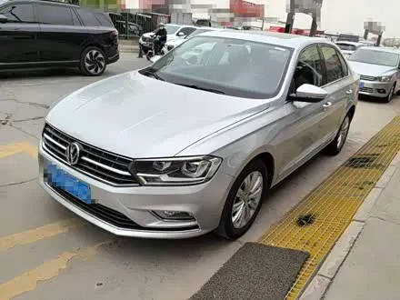 VOLKSWAGEN BORA 2018