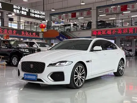 JAGUAR XFL 2025