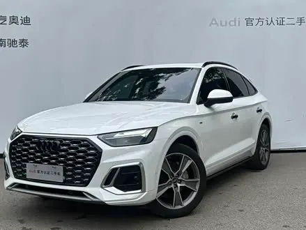 AUDI Q5L SPORTBACK 2021 — 51 000 км, Китай — под ключ — фото 1
