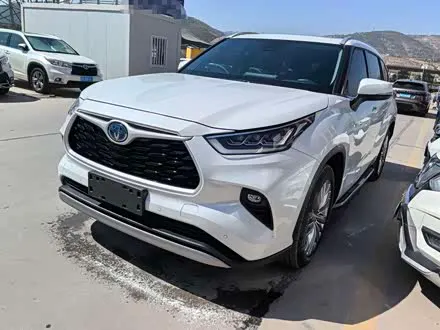 TOYOTA HIGHLANDER 2022