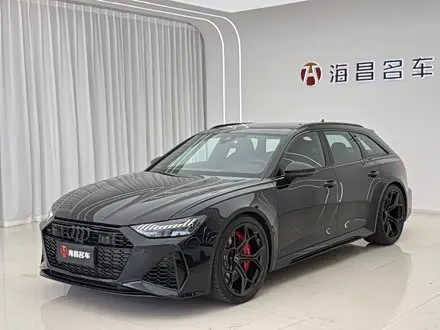 AUDI RS 6 2025