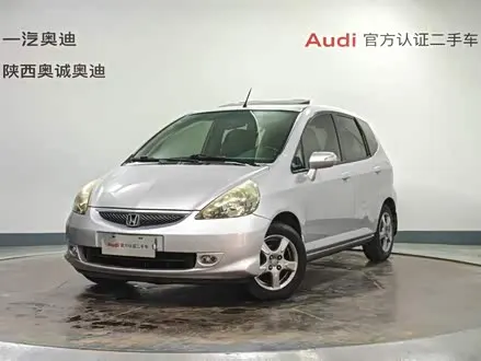 HONDA FIT 2004