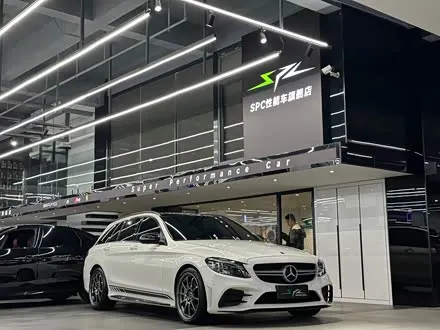 MERCEDES-BENZ C-CLASSAMG 2019 — 100 000 км, Китай — под ключ — фото 1