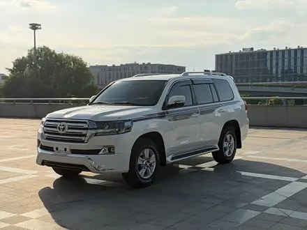 TOYOTA LAND CRUISER 2016